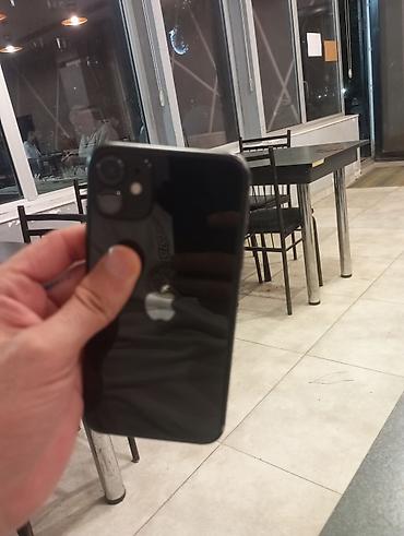 iphone 11 duas: IPhone 11, Qara, Simsiz şarj — 6