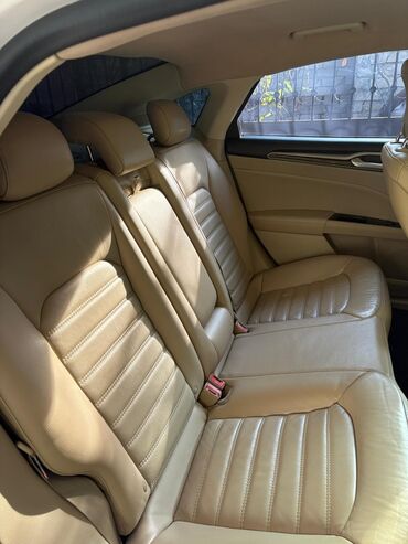 Ford: Ford Fusion: 1.6 l | 2013 il 185222 km Sedan — 19