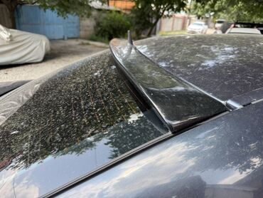 спойлер на 211: Арткы спойлер Mercedes-Benz Колдонулган, Аналог