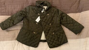 palto na devochek: Оригинальна куртка для девочек фирмы GAP. Куплена в Канаде за