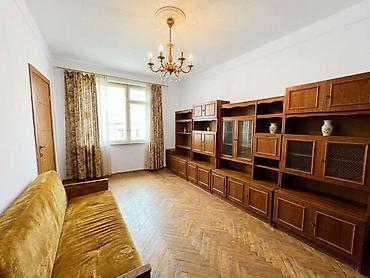 ваза красная: 3-ий микрорайон, 1 комната, Новостройка, м. 8 ноября, 36 м² — 2
