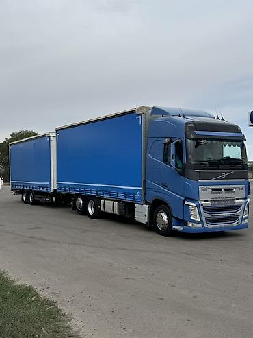 грузовой тягач седельный: Тягач, Volvo, Тентованный — 1