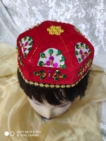 Baş geyimləri: Araxçınlar hər rəngdə. kirayəsi 5₼ — 6