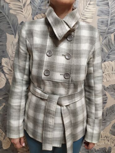 Другие товары для детей: Куртка - пиджак, драповый с подкладом Демисезонная. SELA. размер S at lalafo.kg — 2 Другие товары для детей: Куртка - пиджак, драповый с подкладом Демисезонная. SELA. размер S — 2