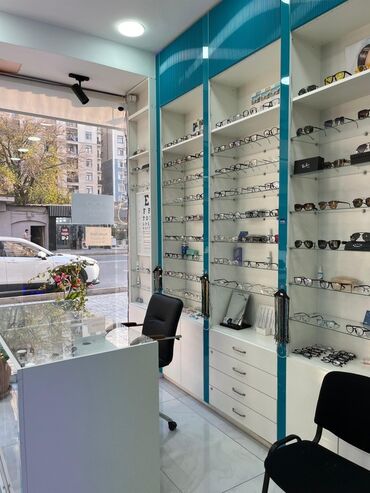 Aksesuarlar üçün vitrinlər: Eynək üçün, Yeni — 6