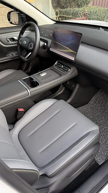 Changan: Changan Qiyuan Q05: 2026 г., Электромобиль, Кроссовер — 9