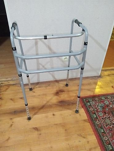 çəlik nədir: Gəzinti çərçivəsi (walker) - Material: yüngül, lakin dayanıqlı — 2