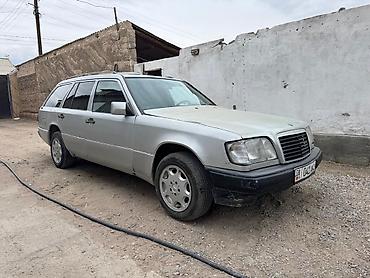 Продажа авто: Mercedes-Benz W124: 1990 г., 2.3 л, Автомат, Бензин, Универсал — 4