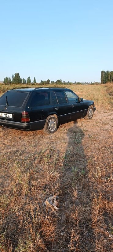 Mercedes-Benz: Mercedes-Benz E-Class: 1990 г., 2.3 л, Механика, Бензин, Универсал at lalafo.kg — 16 Mercedes-Benz: Mercedes-Benz E-Class: 1990 г., 2.3 л, Механика, Бензин, Универсал — 16