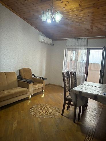 bayil ev satlir: 2 otaqlı, 56 kv. m — 3