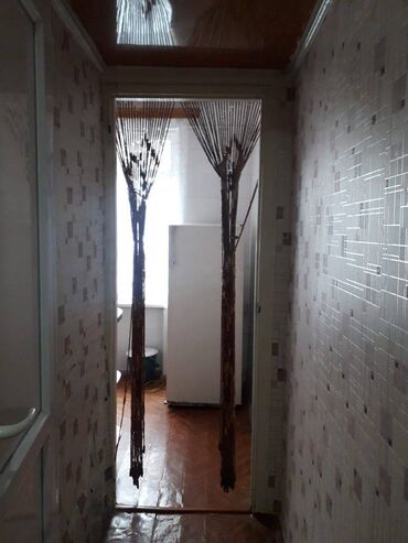 Uzunmüddətli kirayə mənzillər: Nizami rayonu Qara Qarayev metrosuna 5 dəqiqəlik məsafədə, 5 mərtəbəli — 6