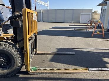 Погрузчики: Погрузчик, Isuzu, 2025 г., Колесный, Вилочный — 9