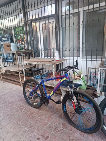 купить спортивный велосипед недорого: İşlənmiş Şəhər velosipedi Cannondale, 26", sürətlərin sayı: 16, Ünvandan götürmə, Ödənişli çatdırılma