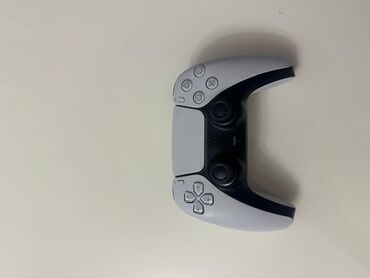 Video oyunlar üçün aksesuarlar: PlayStation 5 oyun konsolu + DualSense idarəedicilər Məhsulun — 7
