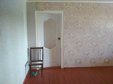 срочно продается дом кызыл аскер: 65 м², 4 комнаты, Старый ремонт Без мебели