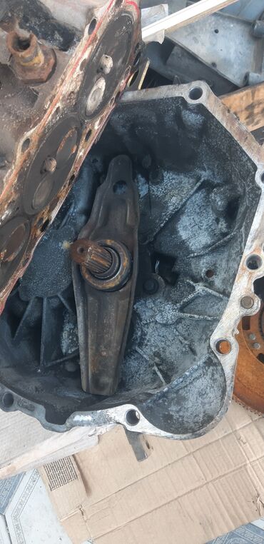 Digər avtomobil ehtiyat hissələri: Müxtəlif avtomobil ehtiyat hissələri. Bu hissələr arasında mühərrik -da lalafo.az — 4 Digər avtomobil ehtiyat hissələri: Müxtəlif avtomobil ehtiyat hissələri. Bu hissələr arasında mühərrik — 4