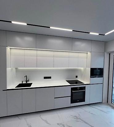 silver kitchen: Кухонный набор на заказ, ЛДСП, По договорённости, Бесплатная доставка, Дизайн, проект — 3