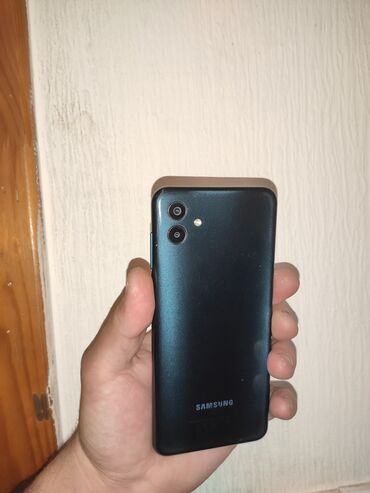 Samsung: Samsung Galaxy A04, 64 GB, rəng - Qara, Sensor, İki sim kartlı