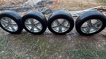 255 55 18 зима: Комплект зимних колес BMW на литых дисках. Состав: - 4 шины Michelin — 4