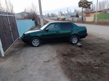 талас жарнама: Volkswagen Vento: 1996 г., 1.8 л, Механика, Бензин, Седан