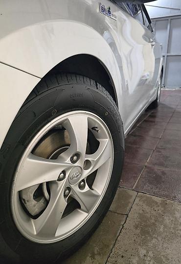 Avtomobil satışı: Hyundai Avante: 1.6 l | 2014 il Sedan — 8