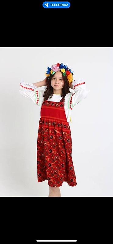 Киреге берилүүчү кийимдер: Улуттук кийим, Аял — 6