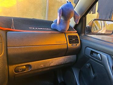 Унаа: Volkswagen Golf: 1996 г., Кол менен иштөөчү, Хетчбек — 8