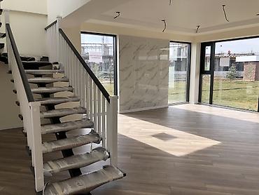 Продажа коттеджей и домов: Imarat Resort, Иссык-Кульская область, с. Бостери, Мамытова 122 Дом — 23