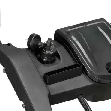 Kosilice i trimeri: Samohodna motorna kosačica savremenog dizajna sa električnim startom i na lalafo.rs — 8 Kosilice i trimeri: Samohodna motorna kosačica savremenog dizajna sa električnim startom i — 8