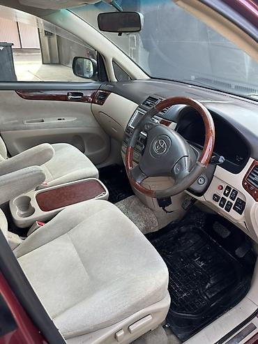 на тойота: Toyota Ipsum: 2003 г., 2.4 л, Автомат, Бензин, Минивэн — 5