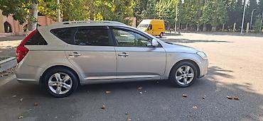 ford tranzit 2001: Kia Ceed: 1.6 l | 2007 il Universal — 4