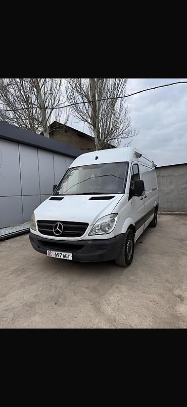 howo t5g: Mercedes-Benz Sprinter (длинная база, высокий крыша) — белый фургон — 6