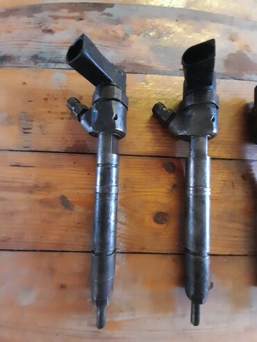 Motor üçün digər detallar: Mercedes-Benz SPİRİNTER, 2.2 l, Dizel, 2010 il, Orijinal, Almaniya, İşlənmiş — 7