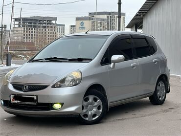 Honda: Honda Fit: 2004 г., 1.5 л, Вариатор, Бензин, Хэтчбэк