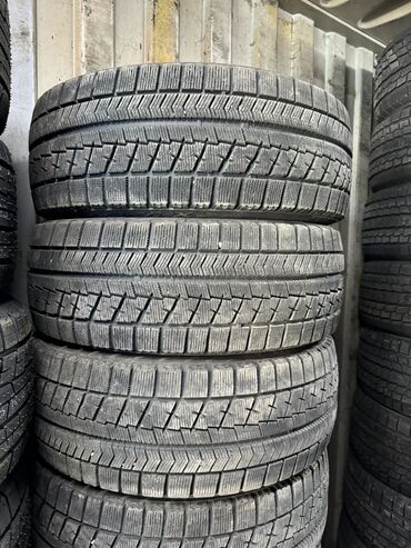 Шины: Шины 225 / 45 / R 18, Зима, Б/у, Комплект, Легковые, Япония, Bridgestone