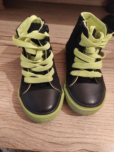 детские аляски обувь: Продаю детскую обувь на мальчика, размер 25 состояние отличное. Цена