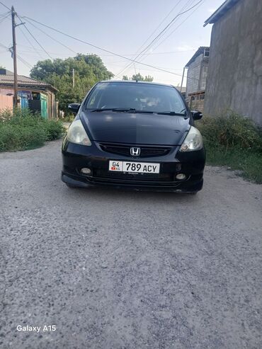 авто с последующим выкупом бишкек фит: Honda Fit: 2002 г., 1.3 л, Вариатор, Бензин, Хэтчбэк