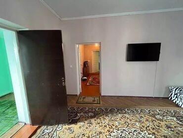 дома в бишкеке купить: 75 м², 4 комнаты, Утепленный, Забор, огорожен