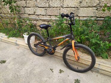 трехколесный велосипед для взрослых бишкек: İşlənmiş İki təkərli Uşaq velosipedi 20", Ünvandan götürmə
