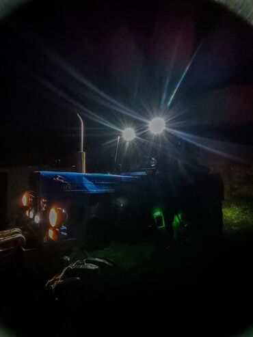 Тракторы МТЗ (Беларус): Трактор Беларус МТЗ 82.1 синего цвета,4x4 отличная передний привод — 7