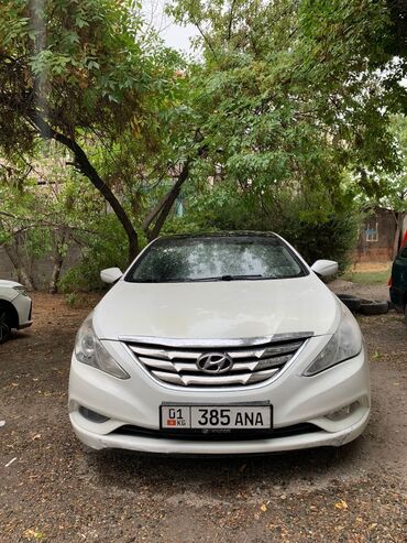 toyta mark 2: Hyundai Sonata: 2010 г., 2 л, Автомат, Газ, Седан