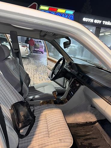e55 w210: Mercedes-Benz E-Class: 1990 г., 2 л, Механика, Бензин, Седан — 10