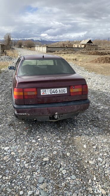 Volkswagen: Volkswagen Passat: 1994 г., 2 л, Механика, Бензин, Седан