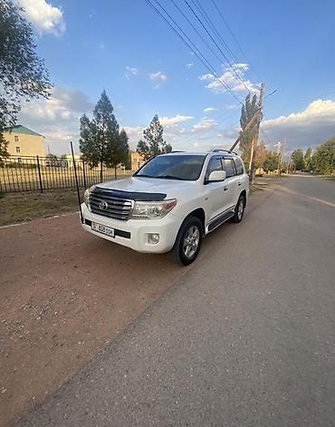 lend cruizer: Toyota Land Cruiser: 2011 г., 4 л, Механика, Газ, Внедорожник — 1