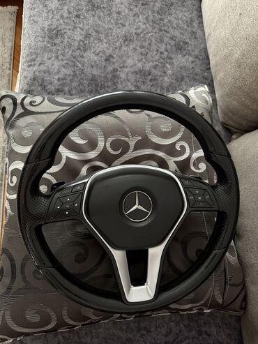 Avtomobilin elektrik sistemləri: Mercedes-Benz E-Class sükanı ideal vəziyyətdədir AirBag və bütün