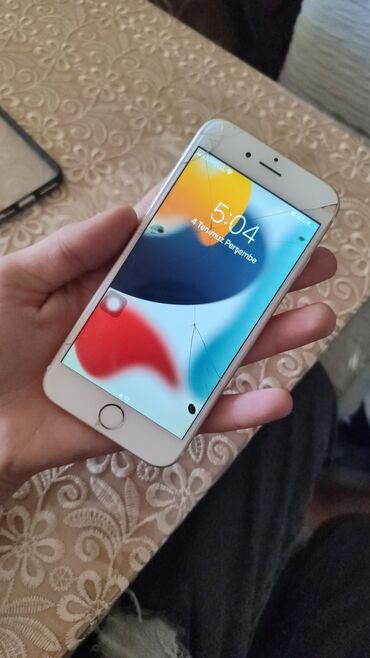 ayfon 4: IPhone 6s, 16 GB, Qızılı, Qırıq