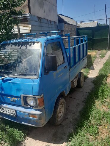 Легкий грузовой транспорт: Легкий грузовик, Daihatsu, Стандарт, До 1 т