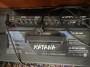 Gitara gücləndiriciləri: Salam. Azərbaycanda katana 100’ün iki kalonkalı 212 versiyasından — 4