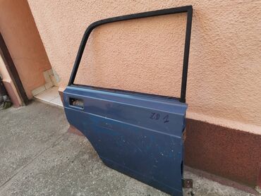 Auto delovi: Vrata zadnja desna Lada 2107 Riva,2105 u plavoj boji ZD1. Vrata su — 3