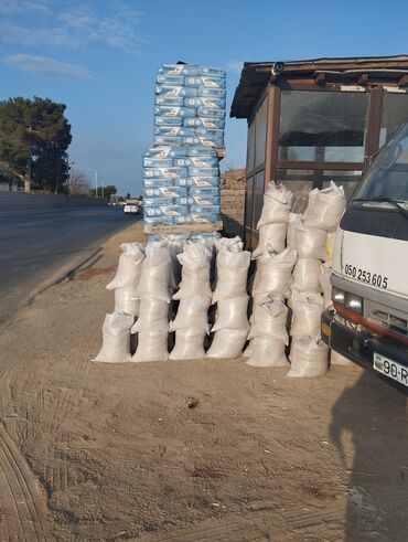 Şlaq: Qumşeben, atsep,sementin topdan və pərakəndə satışı mağazası.bir — 23